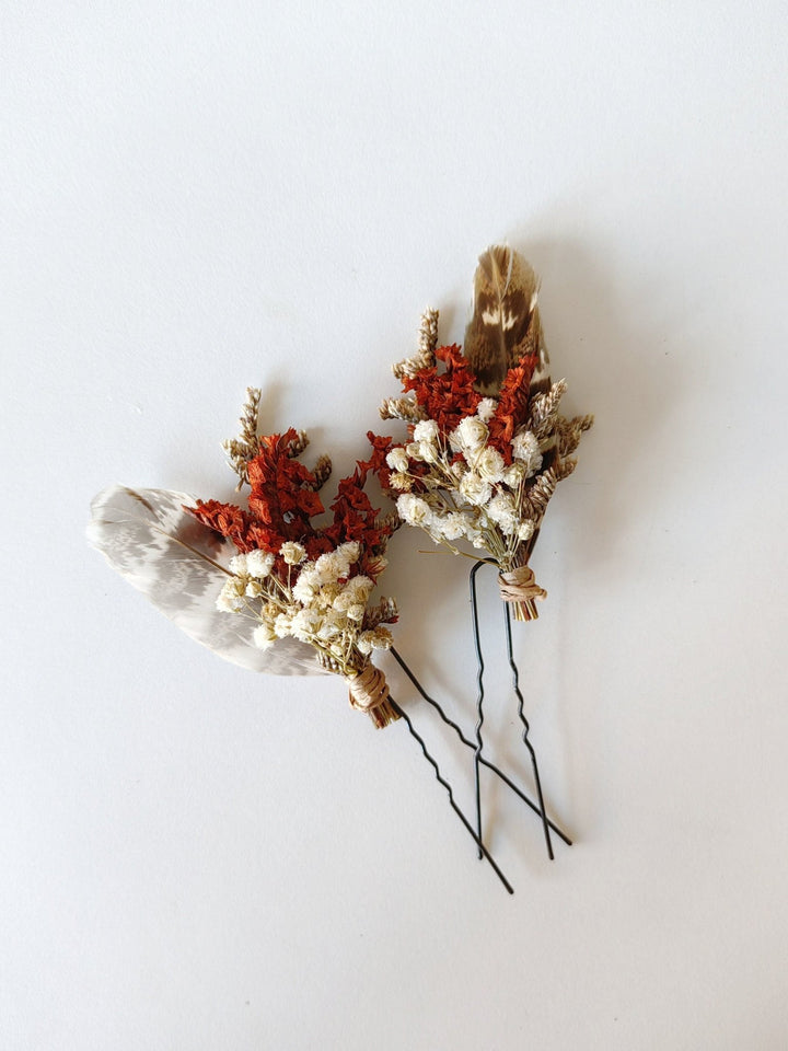 Terracotta Flower Hair Pins: Boho Feather Bridal Hairpiece – handmade floral hair accessory by magaela