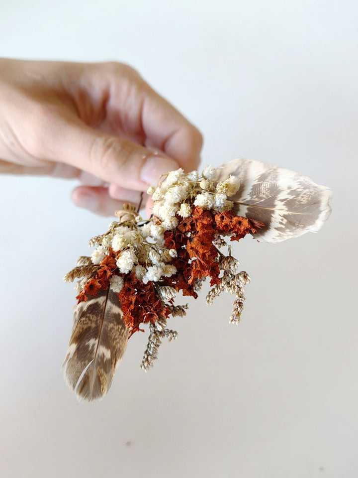 Terracotta Flower Hair Pins: Boho Feather Bridal Hairpiece – handmade floral hair accessory by magaela