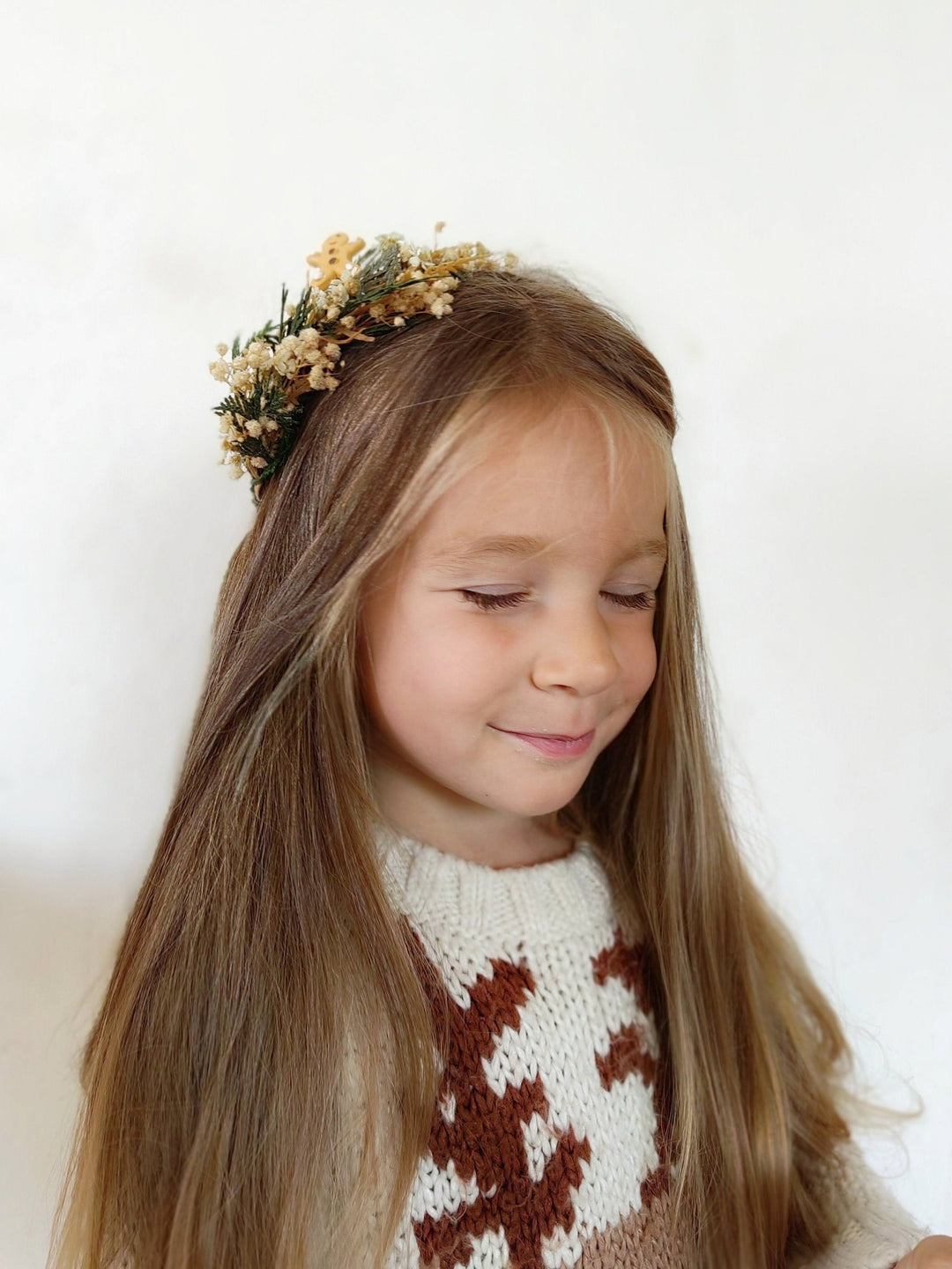 Christmas Headband: Gingerbread, Preserved Flowers, Winter Headpiece – handmade floral hair accessory by magaela