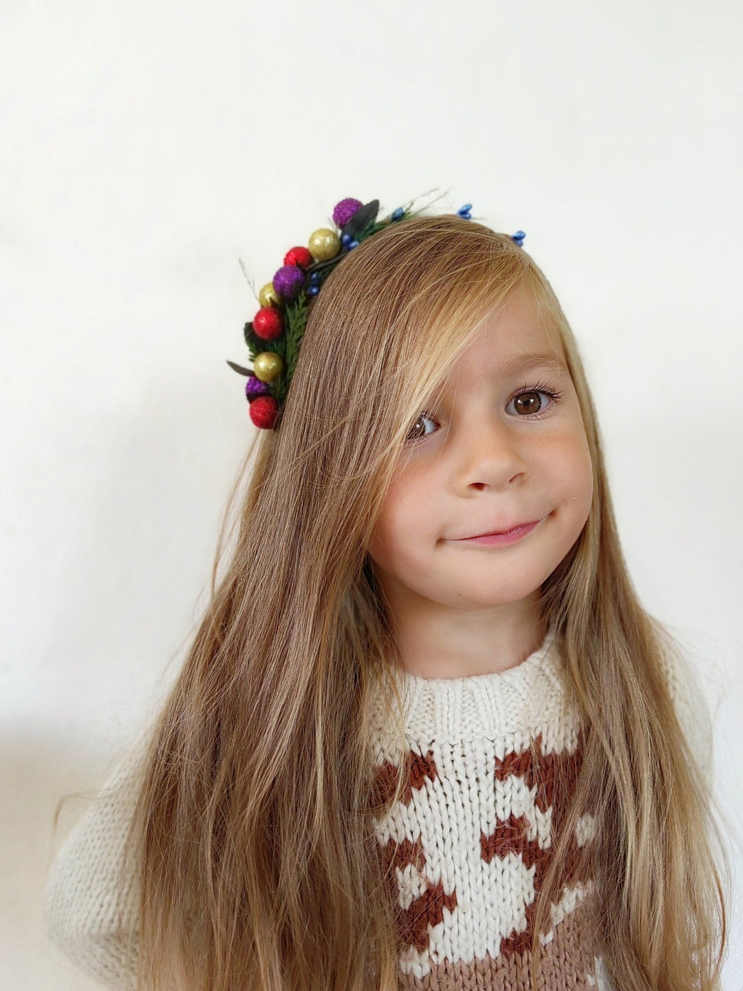 Christmas Ball Headband: Funky Holiday Party Headpiece – handmade floral hair accessory by magaela
