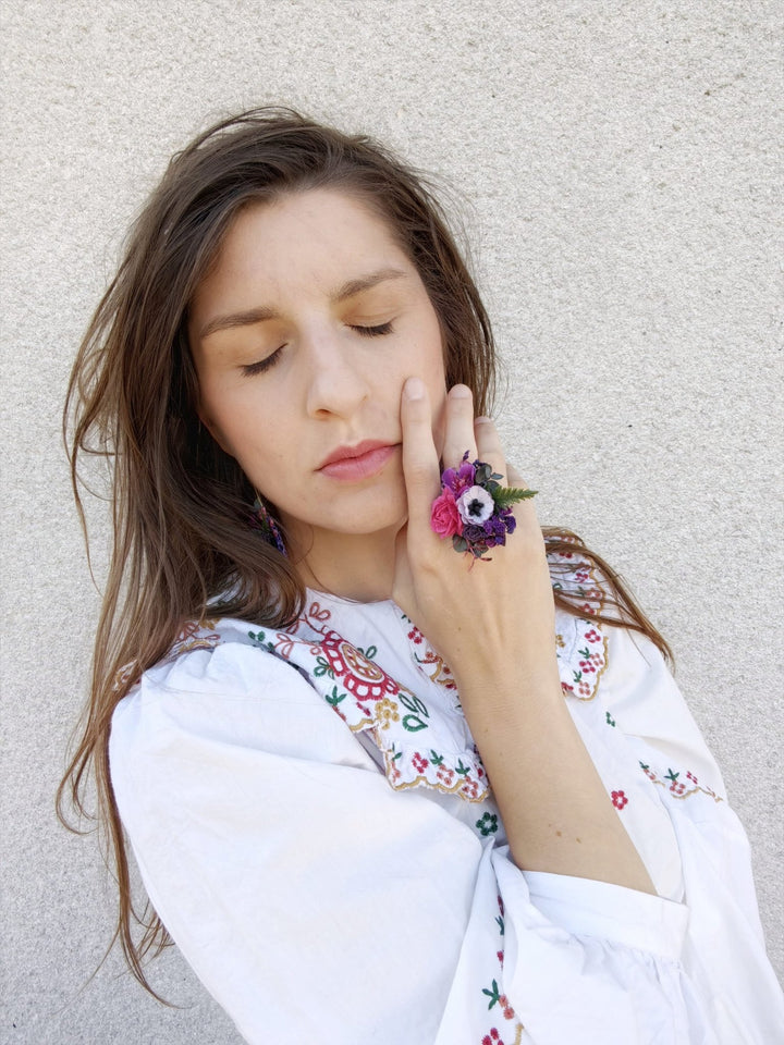 Magenta Flower Ring: Boho Wedding Jewelry, Adjustable Band – handmade floral hair accessory by magaela