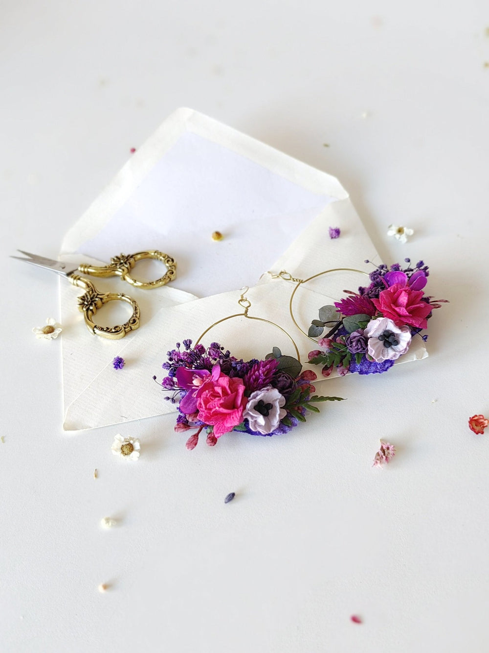 Magenta Flower Circle Earrings: Unique Wedding Jewelry – handmade floral hair accessory by magaela