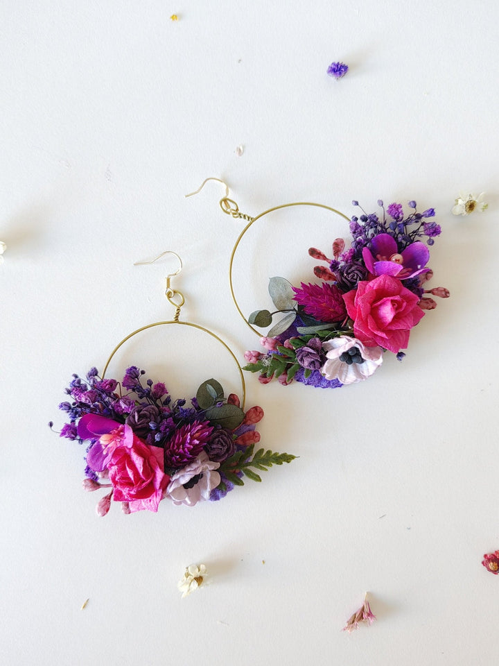 Magenta Flower Circle Earrings: Unique Wedding Jewelry – handmade floral hair accessory by magaela