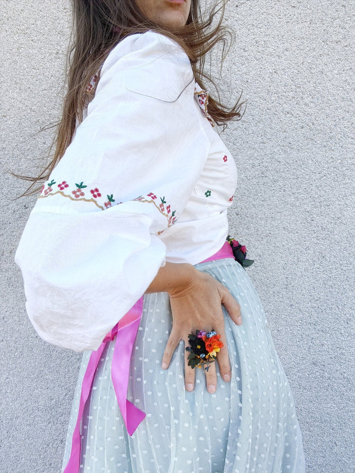 Colorful Boho Flower Ring: Frida Style Wedding Jewelry – handmade floral hair accessory by magaela