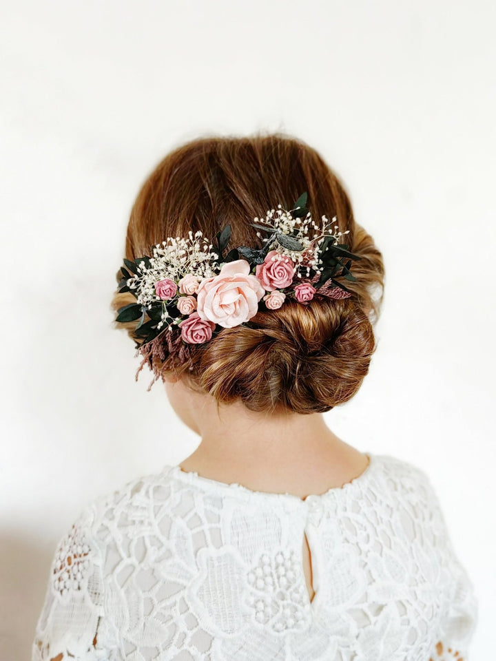 Dusty Pink Rose Hair Comb: Romantic Wedding Headpiece – handmade floral hair accessory by magaela