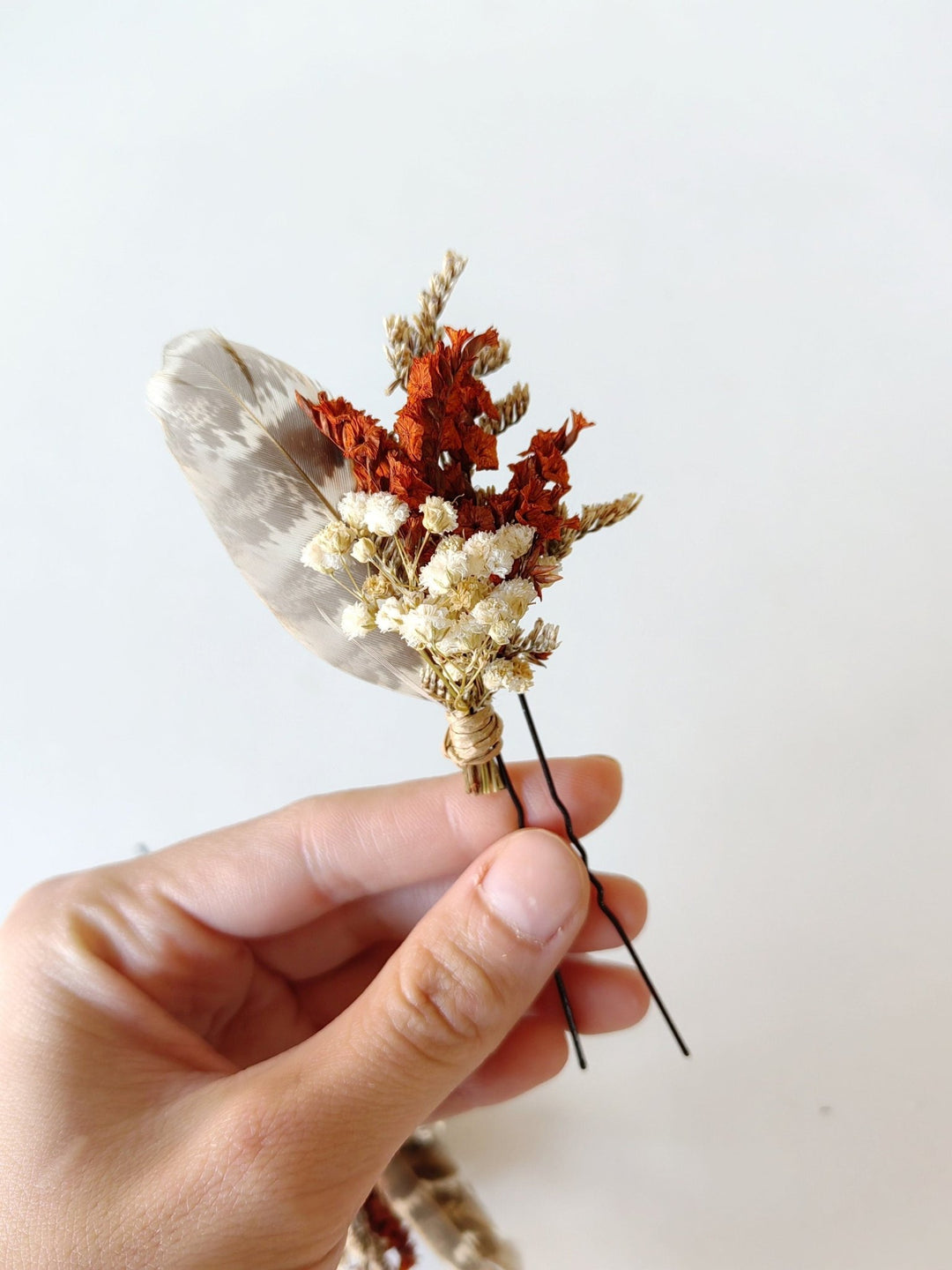Terracotta Flower Hair Pins: Boho Feather Bridal Hairpiece – handmade floral hair accessory by magaela