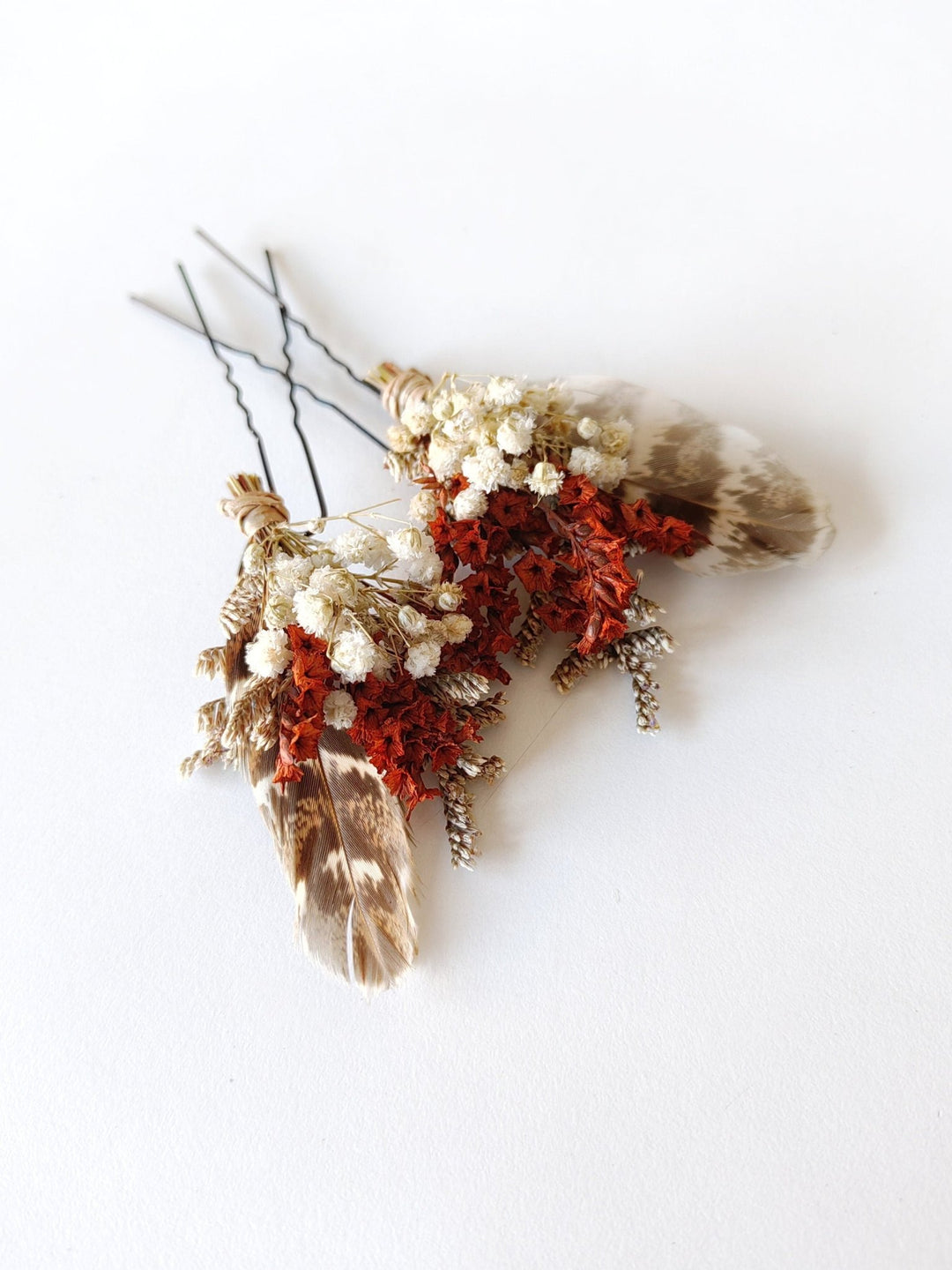 Terracotta Flower Hair Pins: Boho Feather Bridal Hairpiece – handmade floral hair accessory by magaela