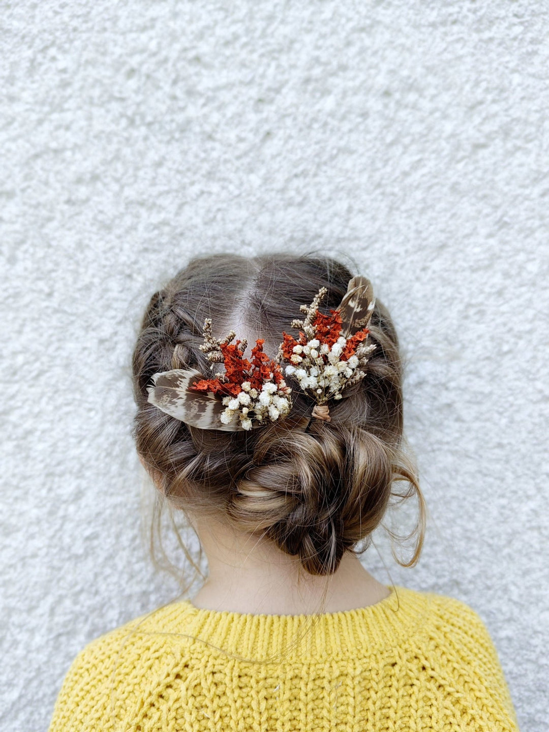 Terracotta Flower Hair Pins: Boho Feather Bridal Hairpiece – handmade floral hair accessory by magaela