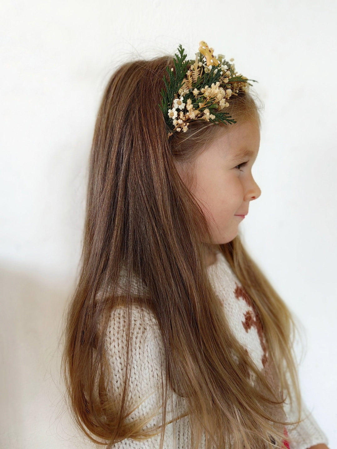 Christmas Headband: Gingerbread, Preserved Flowers, Winter Headpiece – handmade floral hair accessory by magaela