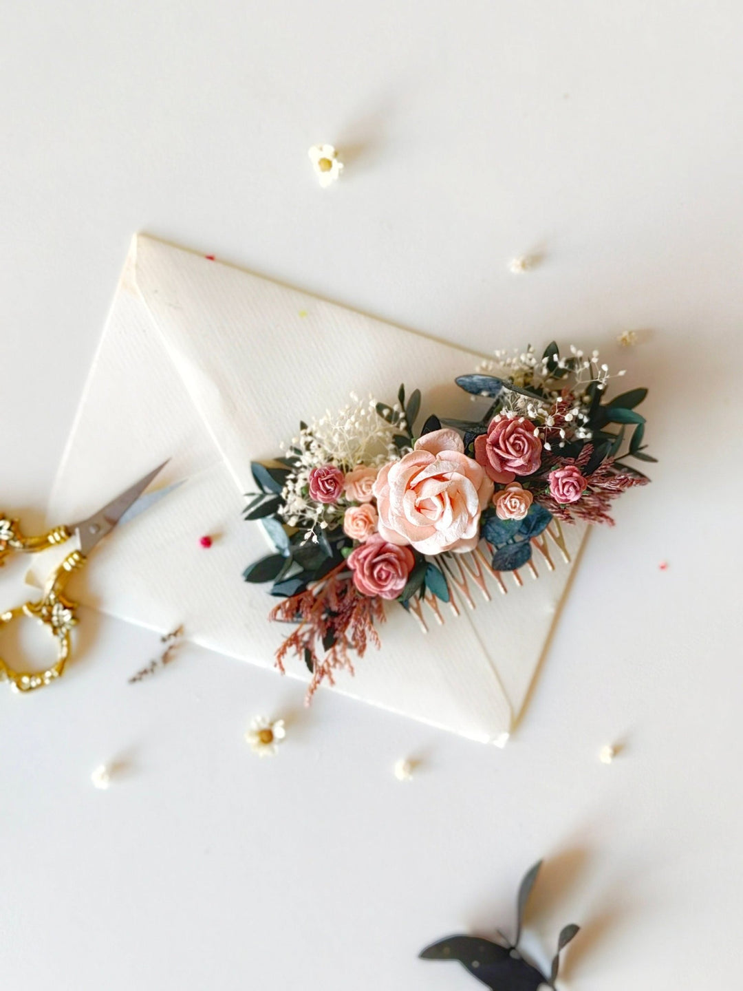 Dusty Pink Rose Hair Comb: Romantic Wedding Headpiece – handmade floral hair accessory by magaela