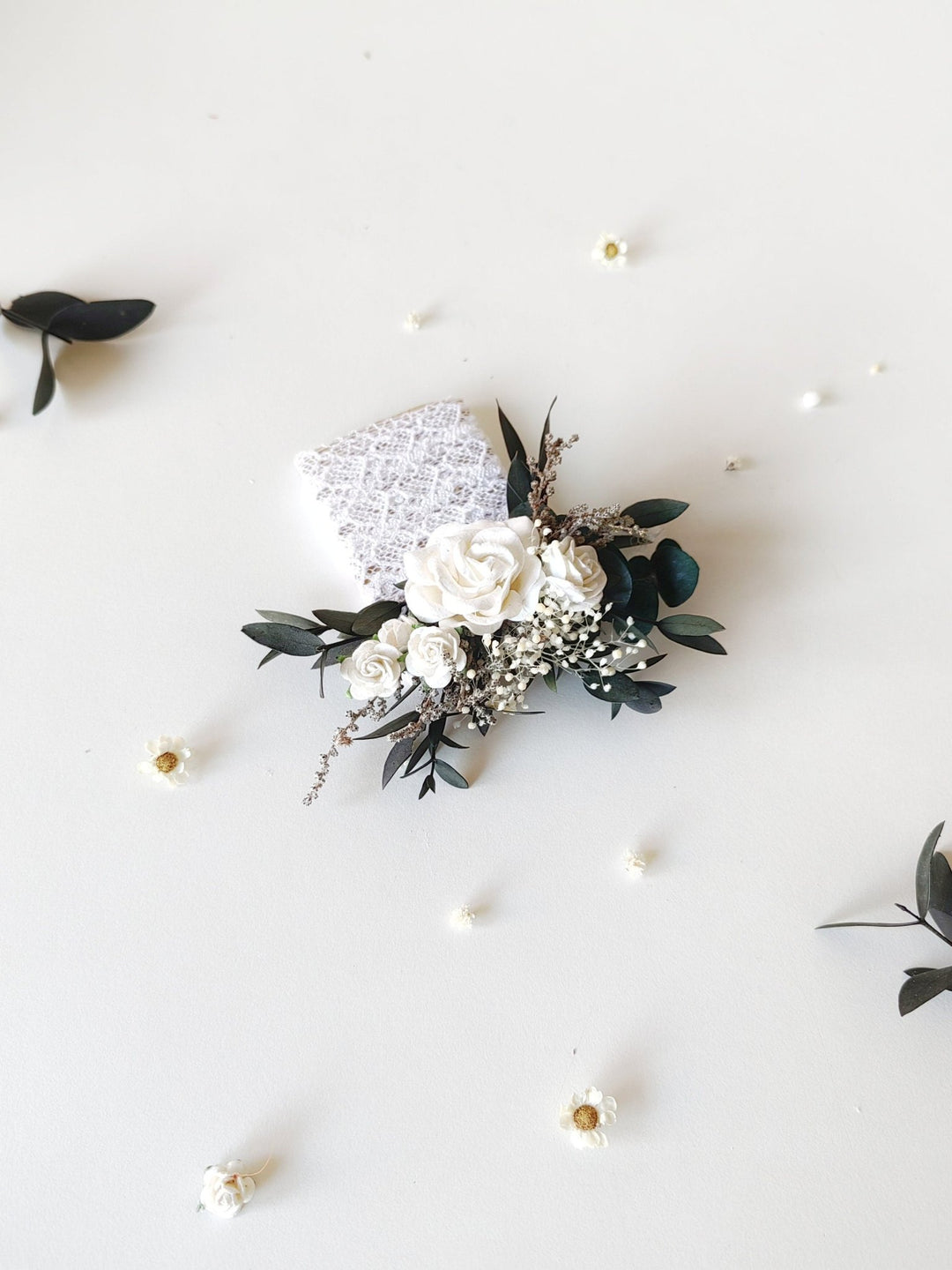 Green & White Pocket Boutonniere: Rustic Wedding Accessories – handmade floral hair accessory by magaela