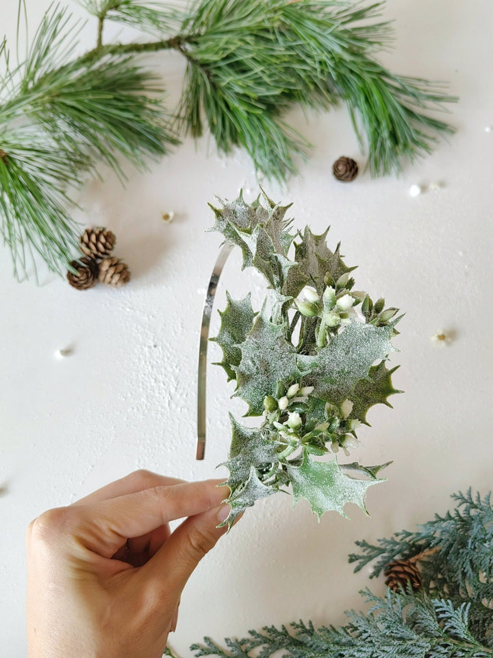Mistletoe Christmas Headband: Winter Wedding Headpiece – handmade floral hair accessory by magaela