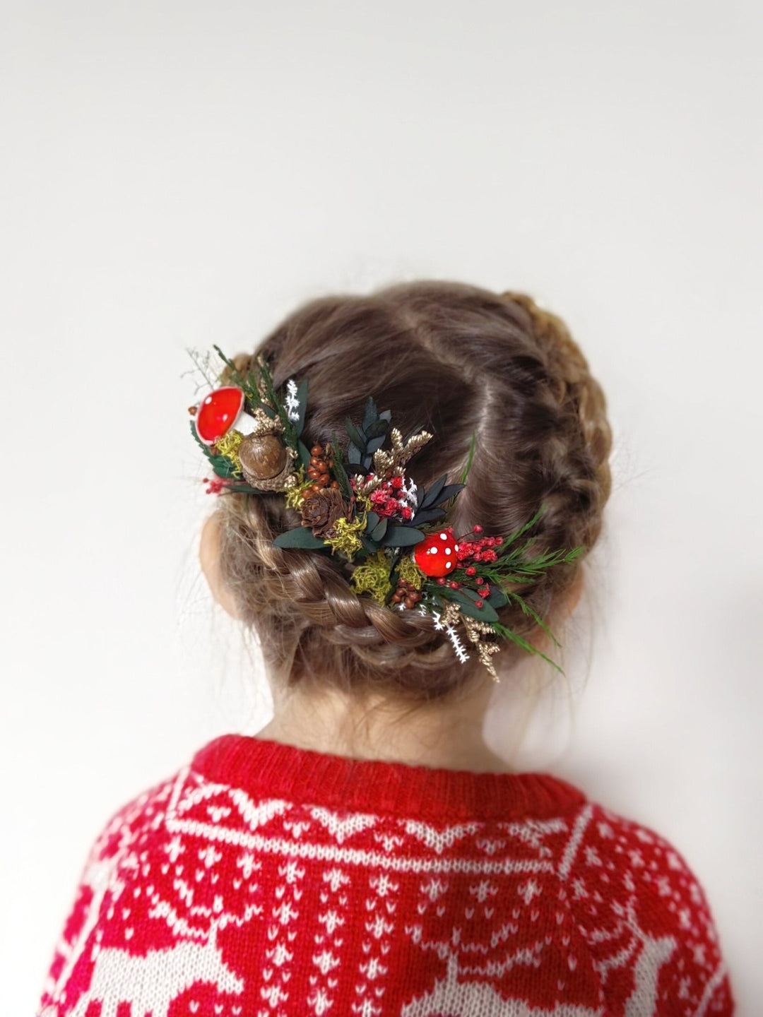 Toadstool Flower Hairpins: Vintage Woodland Wedding Headpiece – handmade floral hair accessory by magaela