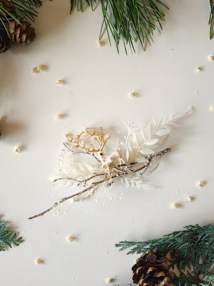Christmas Doe Brooch: Winter Coat Jewelry, Handmade Design – handmade floral hair accessory by magaela