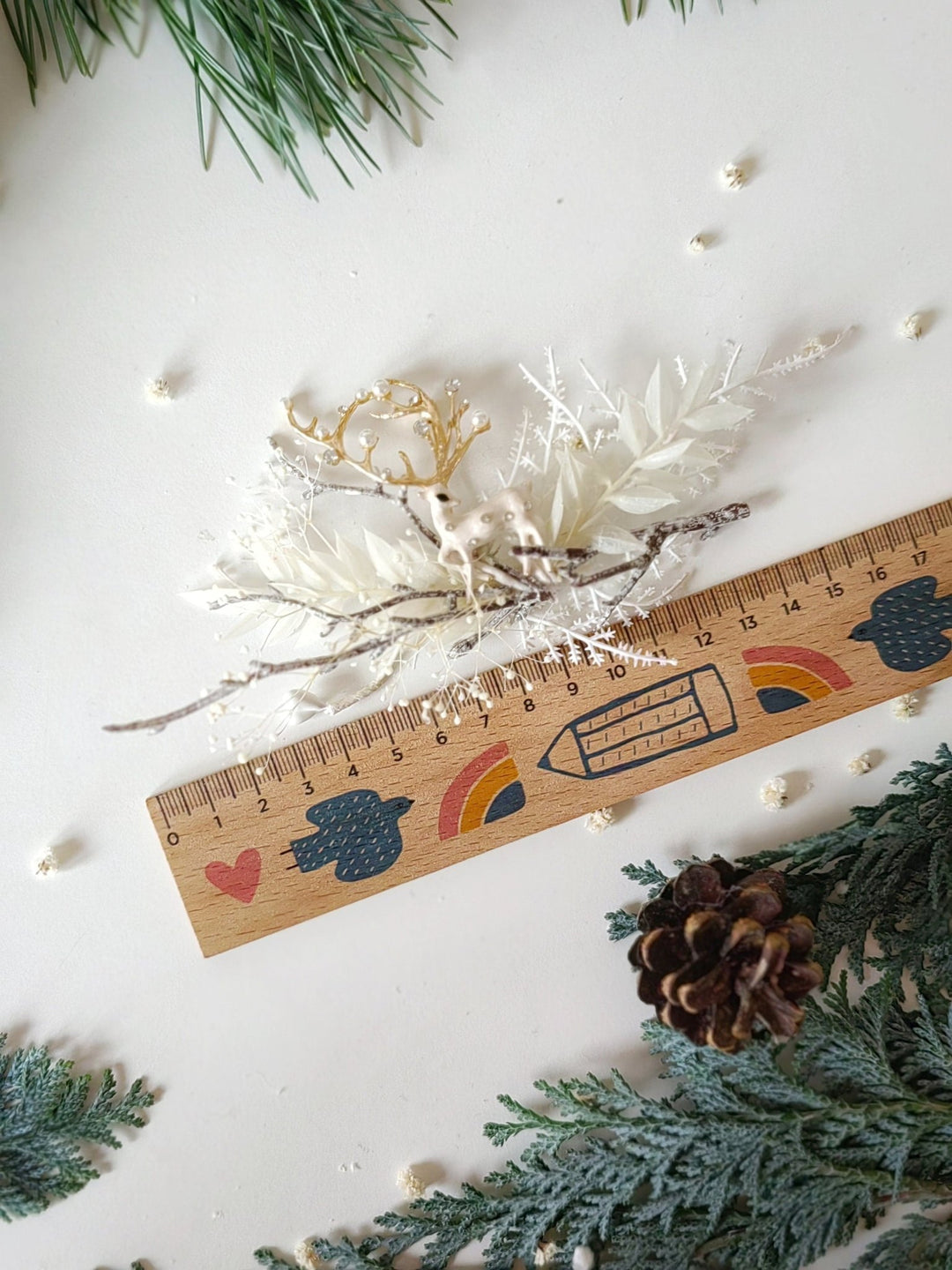 Christmas Doe Brooch: Winter Coat Jewelry, Handmade Design – handmade floral hair accessory by magaela