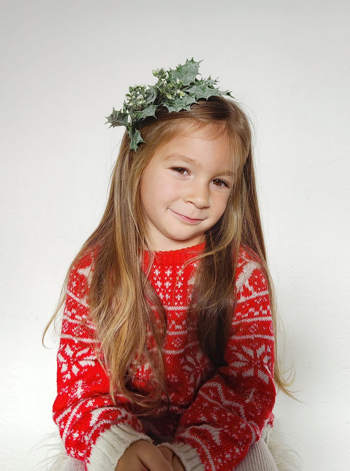 Mistletoe Christmas Headband: Winter Wedding Headpiece – handmade floral hair accessory by magaela