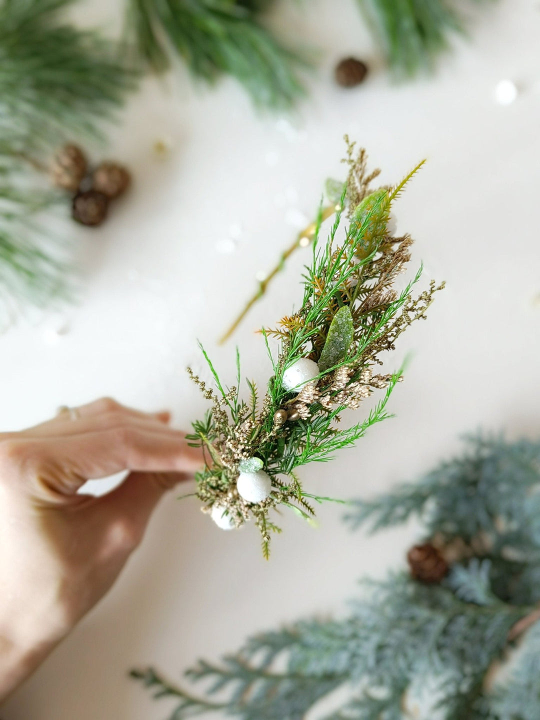Winter Woodland Headband: Greenery Christmas Party Hair Accessory – handmade floral hair accessory by magaela
