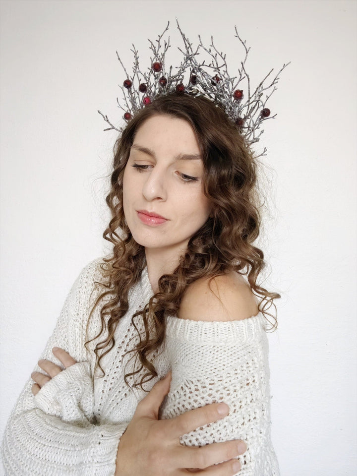 Winter Bridal Crown: Red Berries, Fairytale Wedding Headpiece – handmade floral hair accessory by magaela