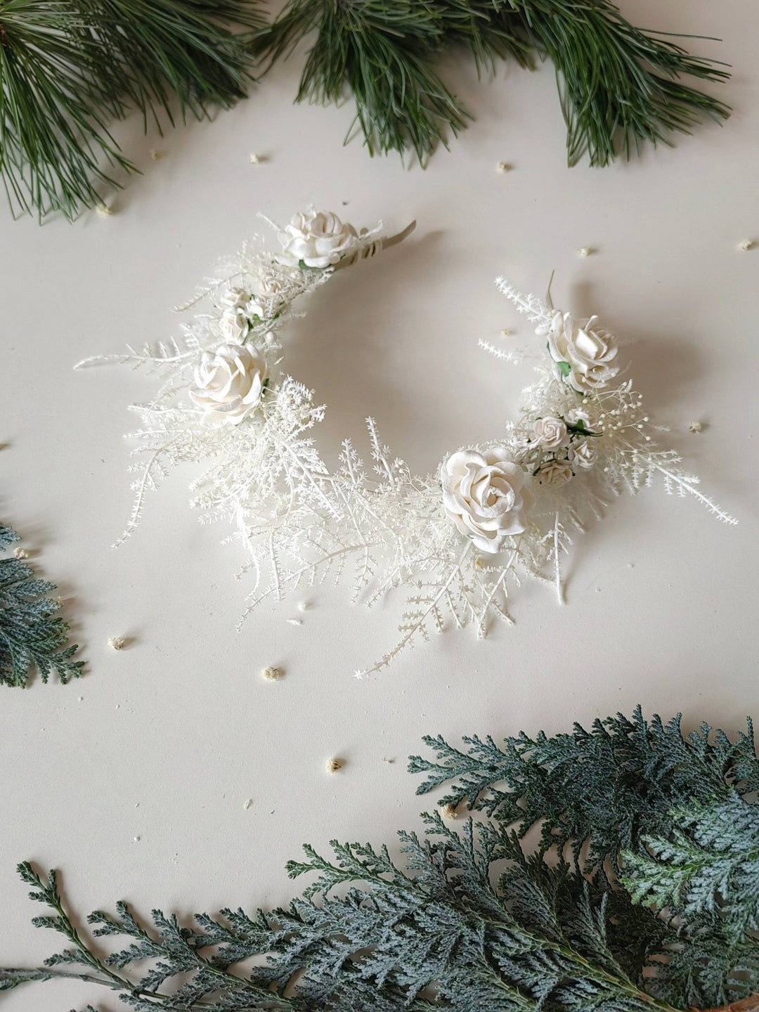 Cream Flower Bridal Crown: Romantic Wedding Headpiece – handmade floral hair accessory by magaela