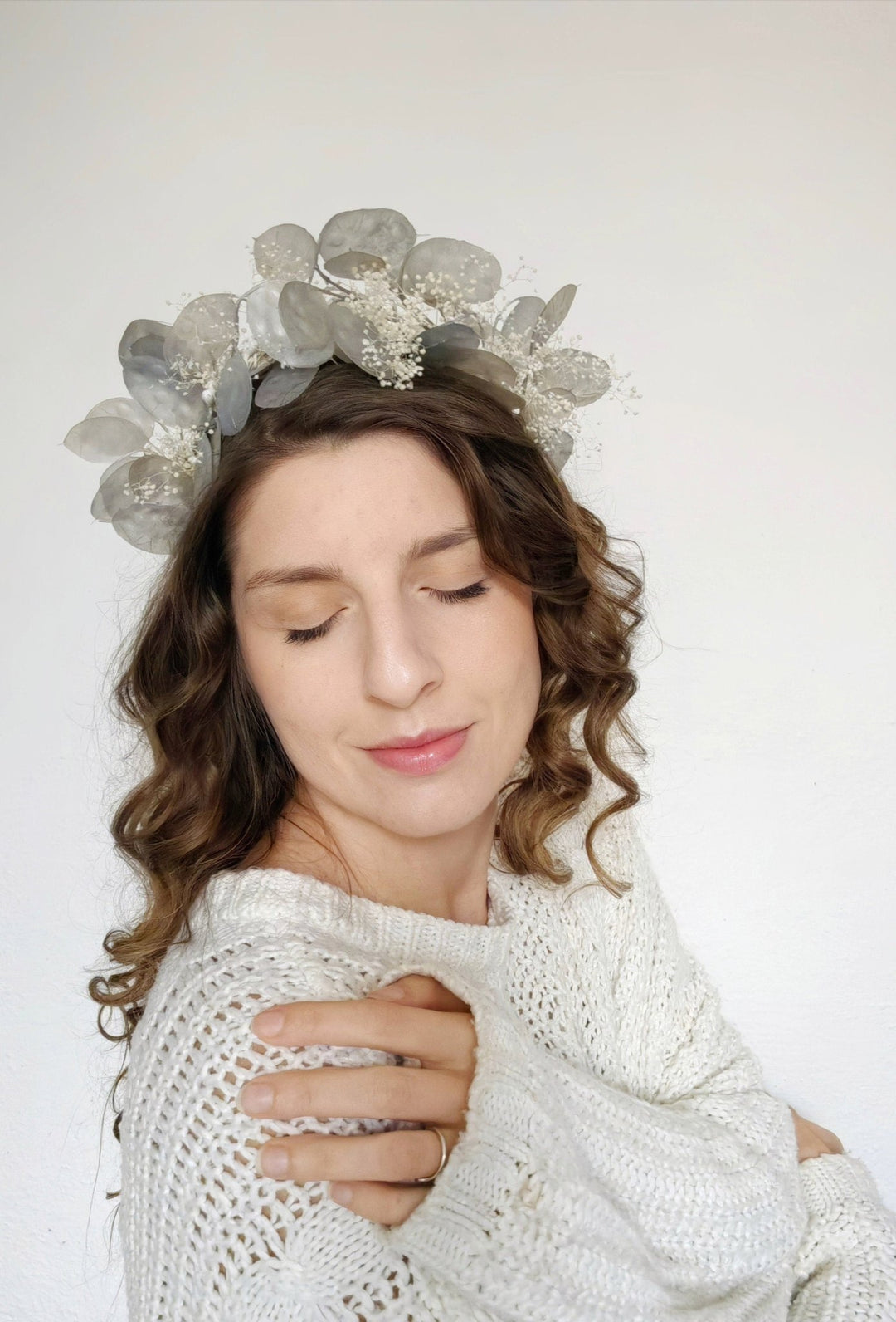 Vintage Lunaria Bridal Crown: Winter Wedding Headpiece – handmade floral hair accessory by magaela