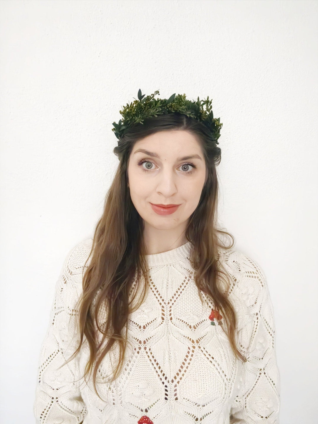 Eucalyptus Flower Crown: Greenery Wedding Headpiece – handmade floral hair accessory by magaela