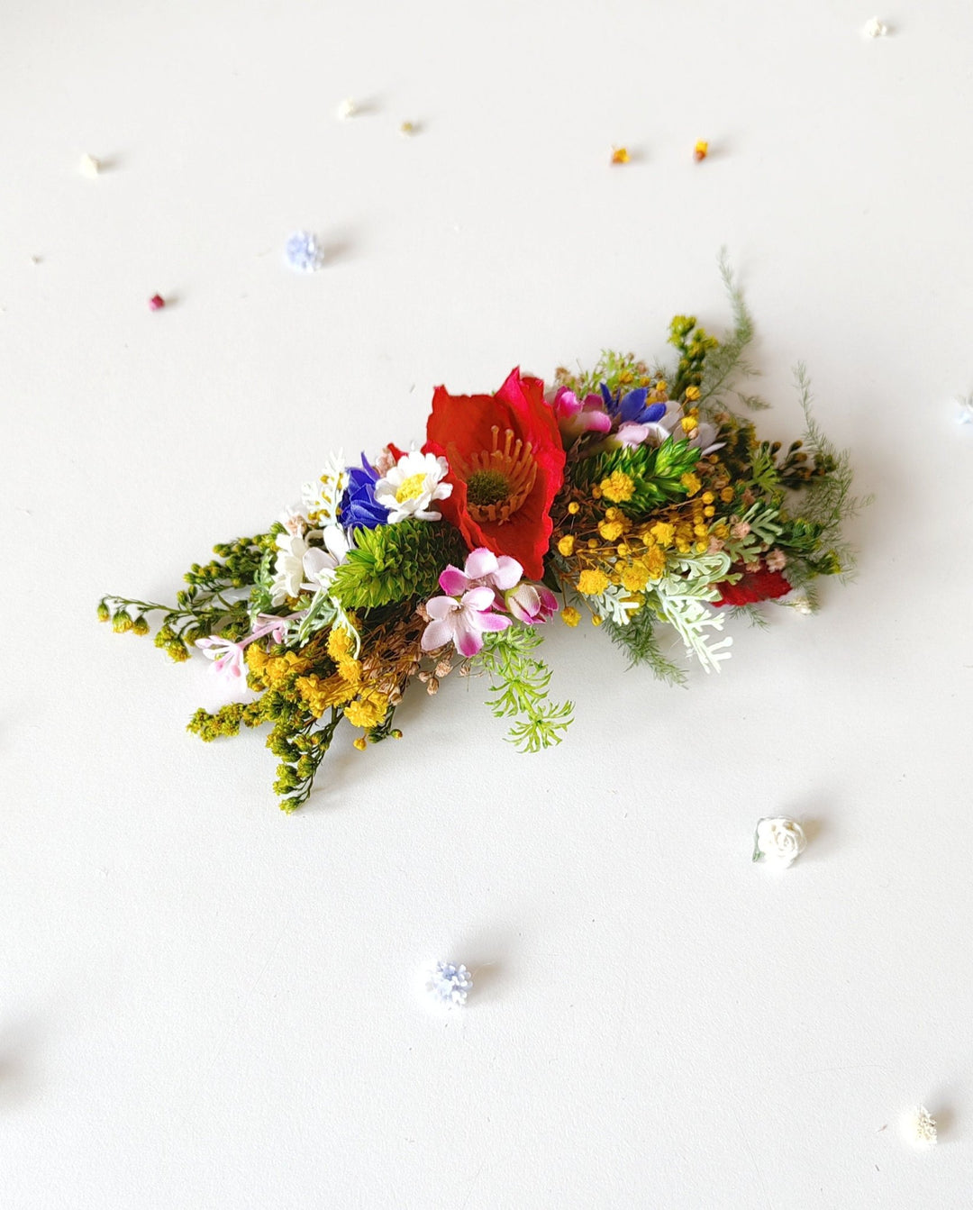 Poppy Flower Hair Comb: Boho Wedding Wildflower Hairpiece – handmade floral hair accessory by magaela