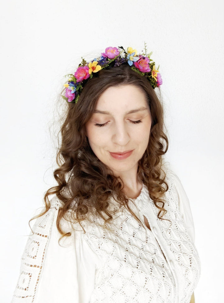 Magenta Flower Headband: Summer Wedding Bridal Headpiece – handmade floral hair accessory by magaela