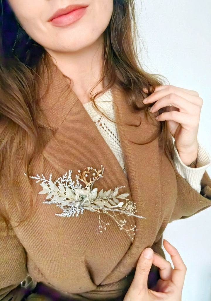Christmas Doe Brooch: Winter Coat Jewelry, Handmade Design – handmade floral hair accessory by magaela