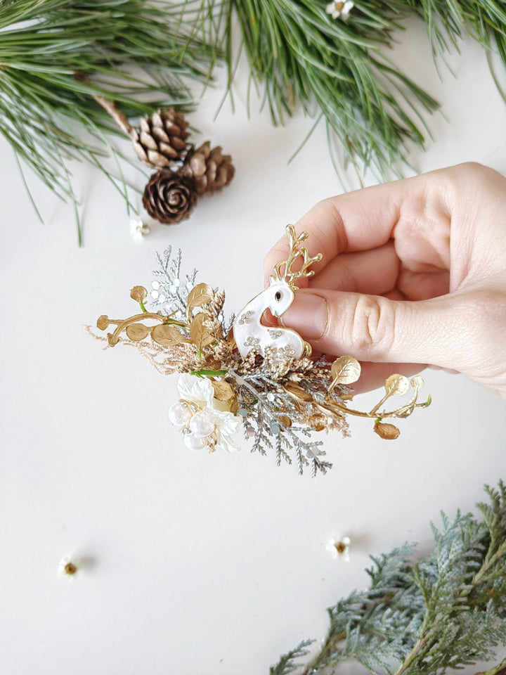 Winter Reindeer Brooch Golden Christmas Floral Pin Gift for Her Gift Teacher – handmade floral hair accessory by magaela