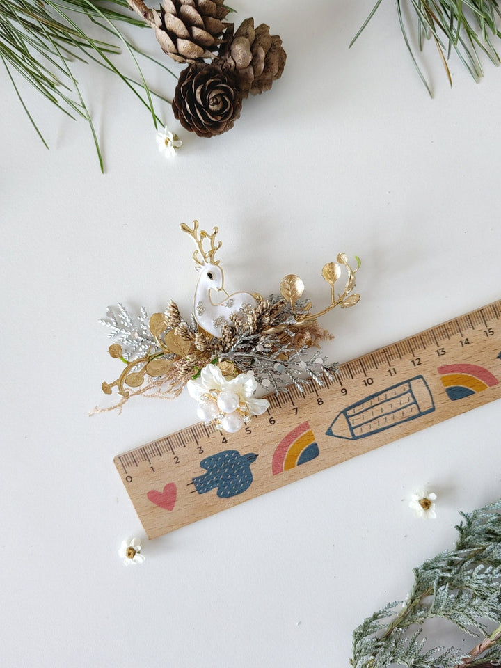 Winter Reindeer Brooch Golden Christmas Floral Pin Gift for Her Gift Teacher – handmade floral hair accessory by magaela