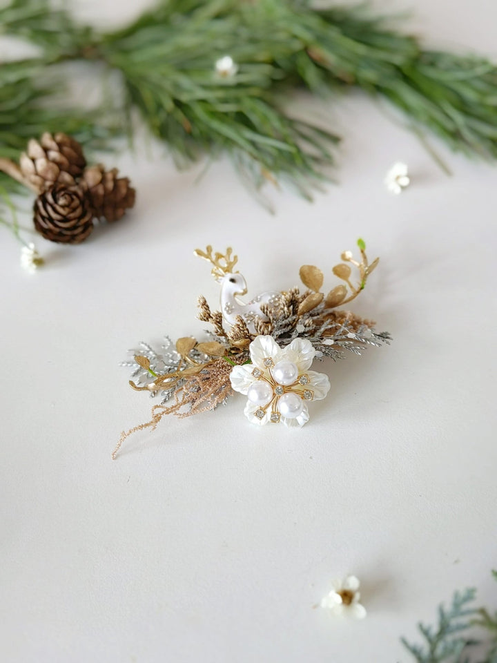 Winter Reindeer Brooch Golden Christmas Floral Pin Gift for Her Gift Teacher – handmade floral hair accessory by magaela