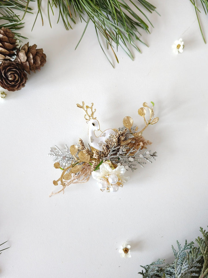 Winter Reindeer Brooch Golden Christmas Floral Pin Gift for Her Gift Teacher – handmade floral hair accessory by magaela
