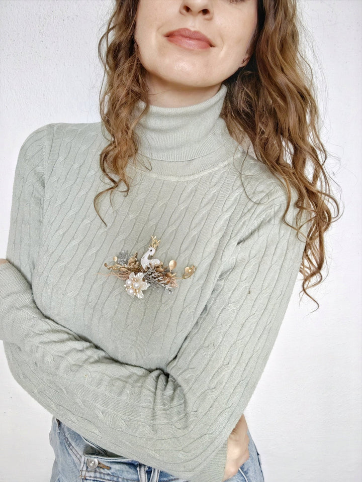 Winter Reindeer Brooch Golden Christmas Floral Pin Gift for Her Gift Teacher – handmade floral hair accessory by magaela