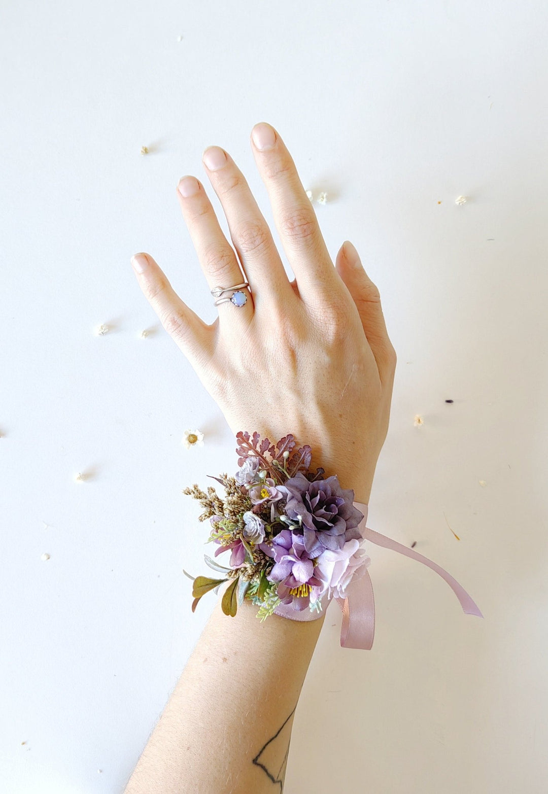 Purple Flower Bracelet: Lilac Wedding Wrist Corsage – handmade floral hair accessory by magaela