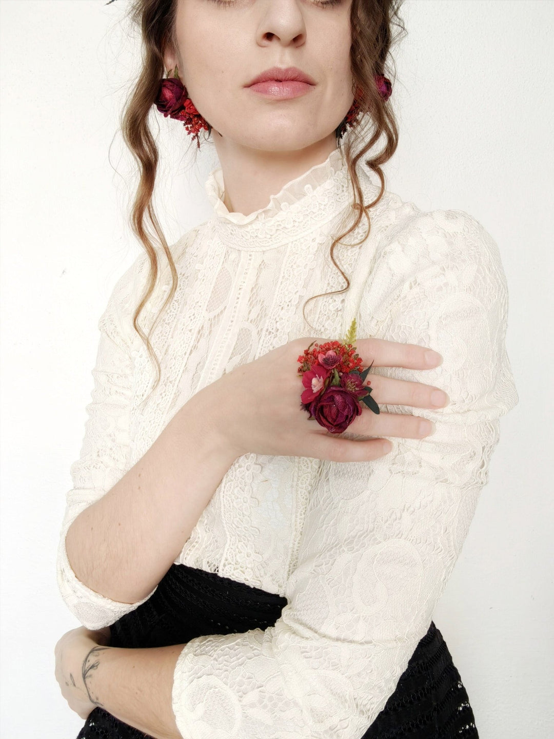 Burgundy Flower Ring: Boho Floral Jewelry, Frida Style Ring – handmade floral hair accessory by magaela