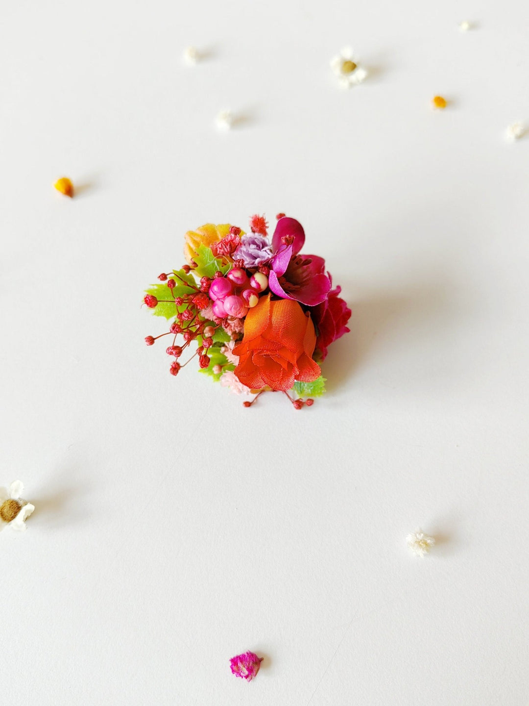 Boho Floral Ring: Magenta Flower Jewelry, Adjustable Band – handmade floral hair accessory by magaela