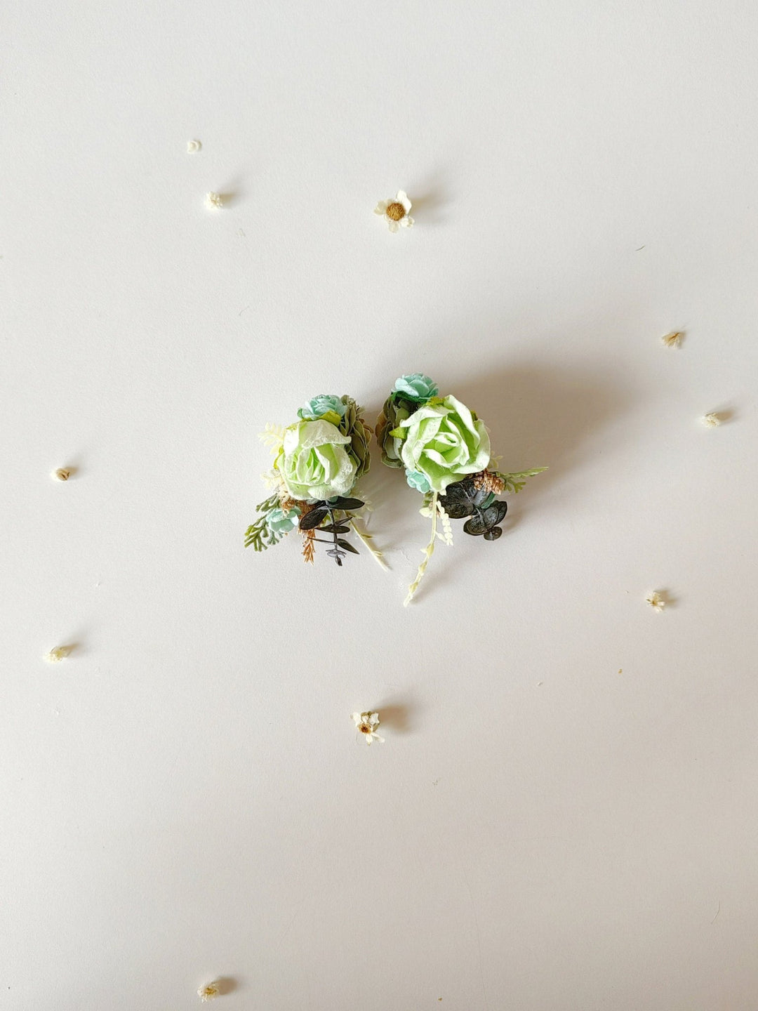 Green Flower Stud Earrings: Pastel Wedding Bridal Jewelry – handmade floral hair accessory by magaela