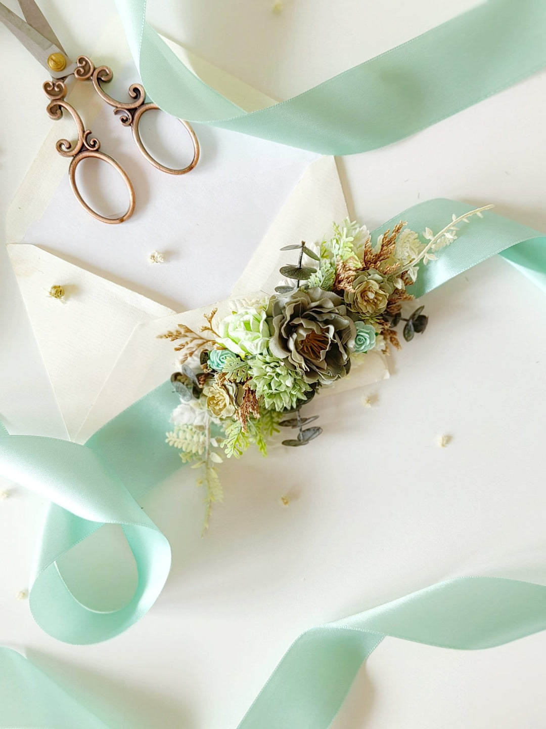 Mint Green Flower Belt: Boho Bridal Dress, Summer Festivals – handmade floral hair accessory by magaela