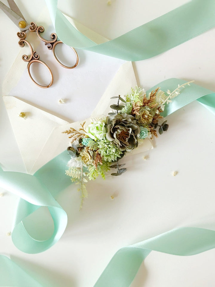 Mint Green Flower Belt: Boho Bridal Dress, Summer Festivals – handmade floral hair accessory by magaela