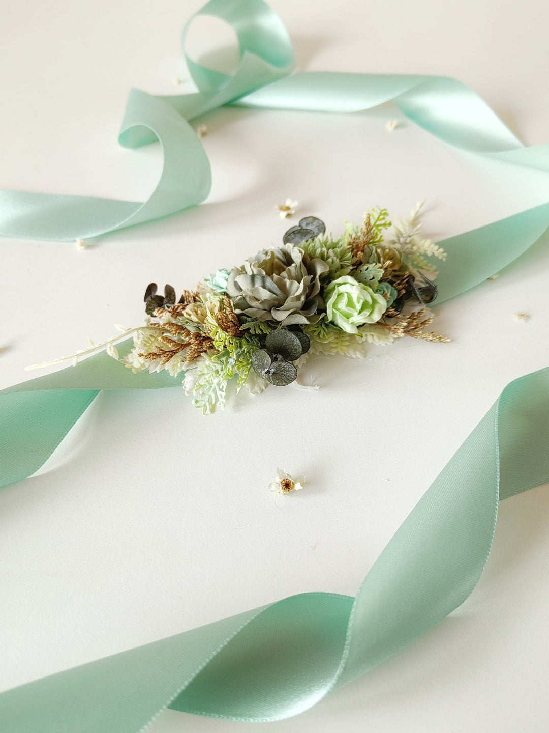 Mint Green Flower Belt: Boho Bridal Dress, Summer Festivals – handmade floral hair accessory by magaela