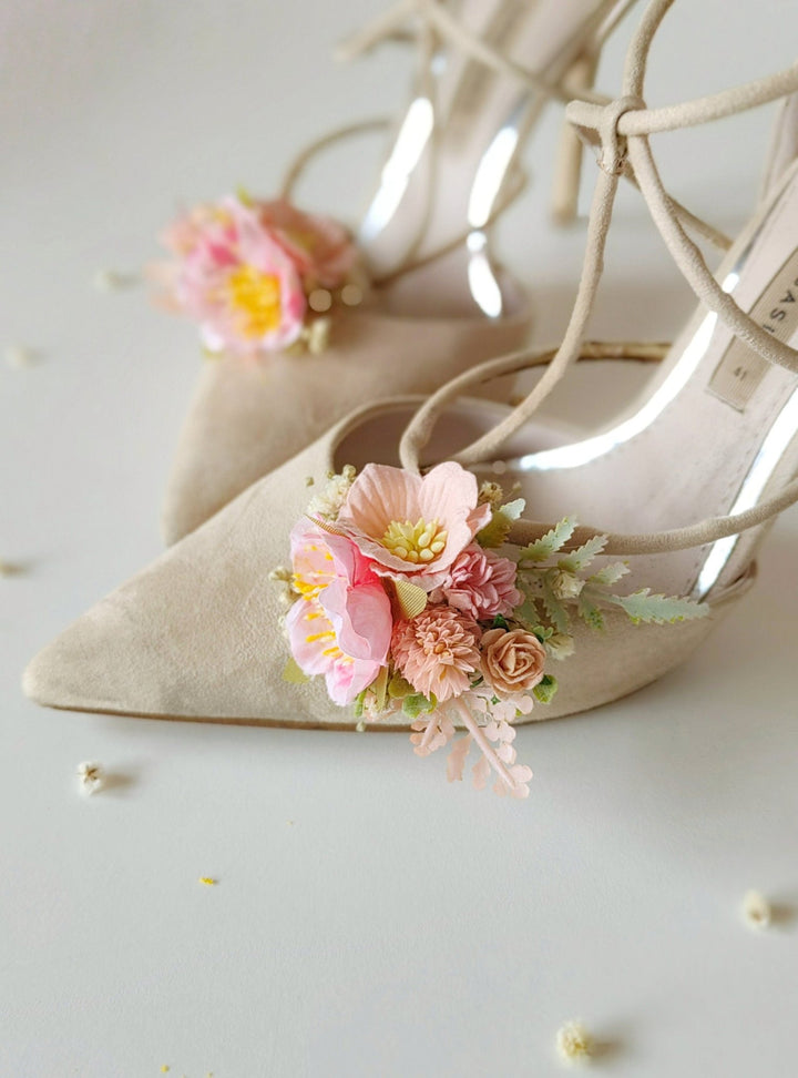 Peach & Pink Flower Shoe Clips: Romantic Bridal Accessory – handmade floral hair accessory by magaela