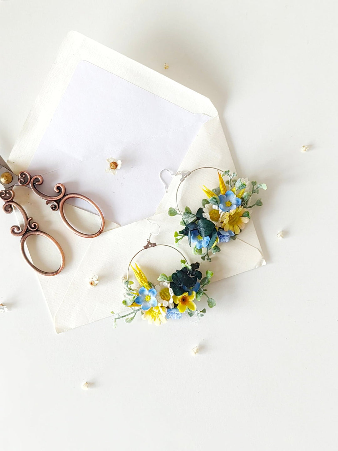Daisy Flower Circle Earrings: Yellow & Blue Wedding Jewelry – handmade floral hair accessory by magaela