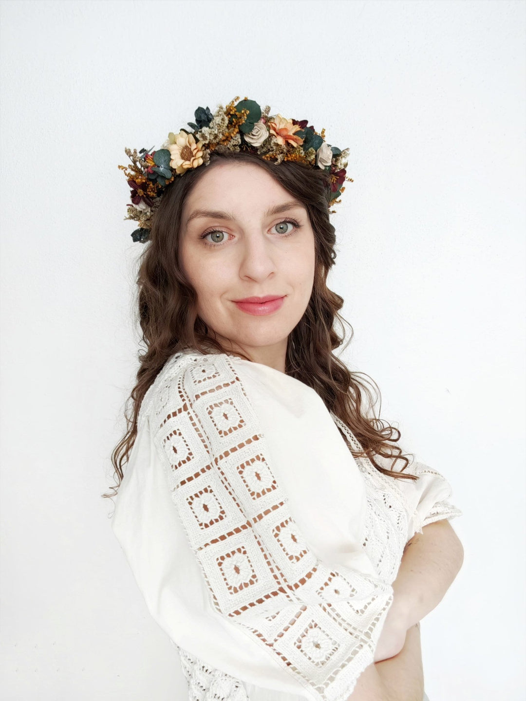 Boho Bridal Flower Crown: Autumn Wedding Headpiece with Eucalyptus – handmade floral hair accessory by magaela