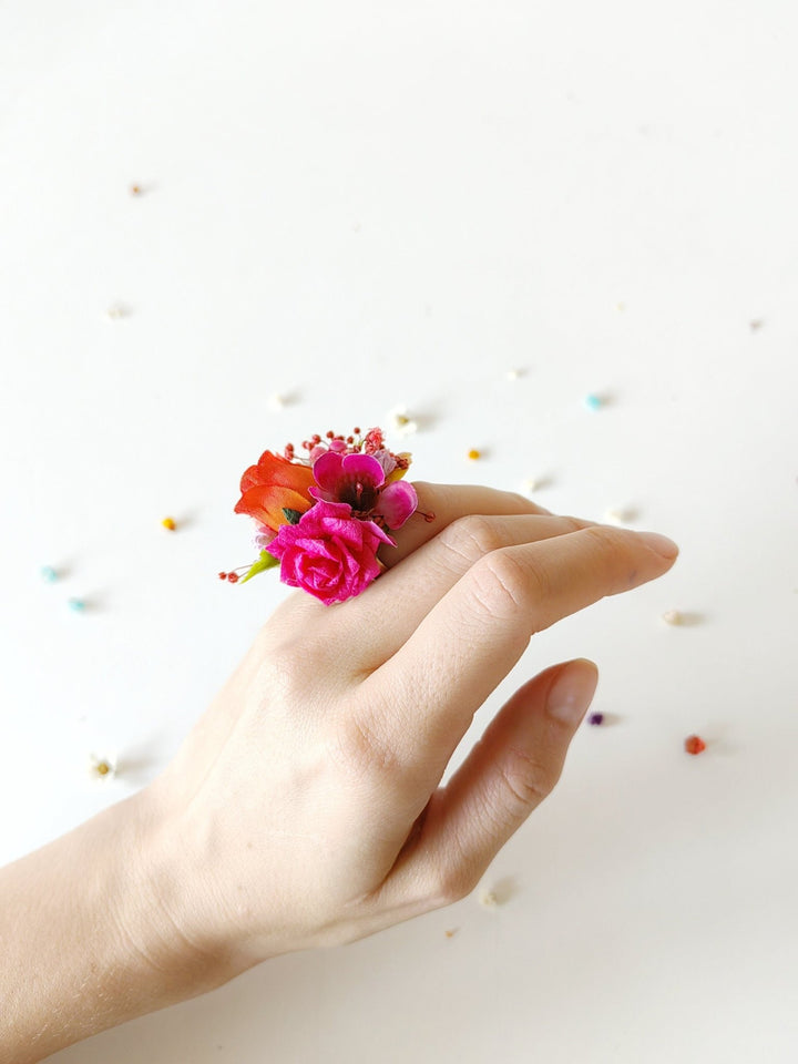 Boho Floral Ring: Magenta Flower Jewelry, Adjustable Band – handmade floral hair accessory by magaela