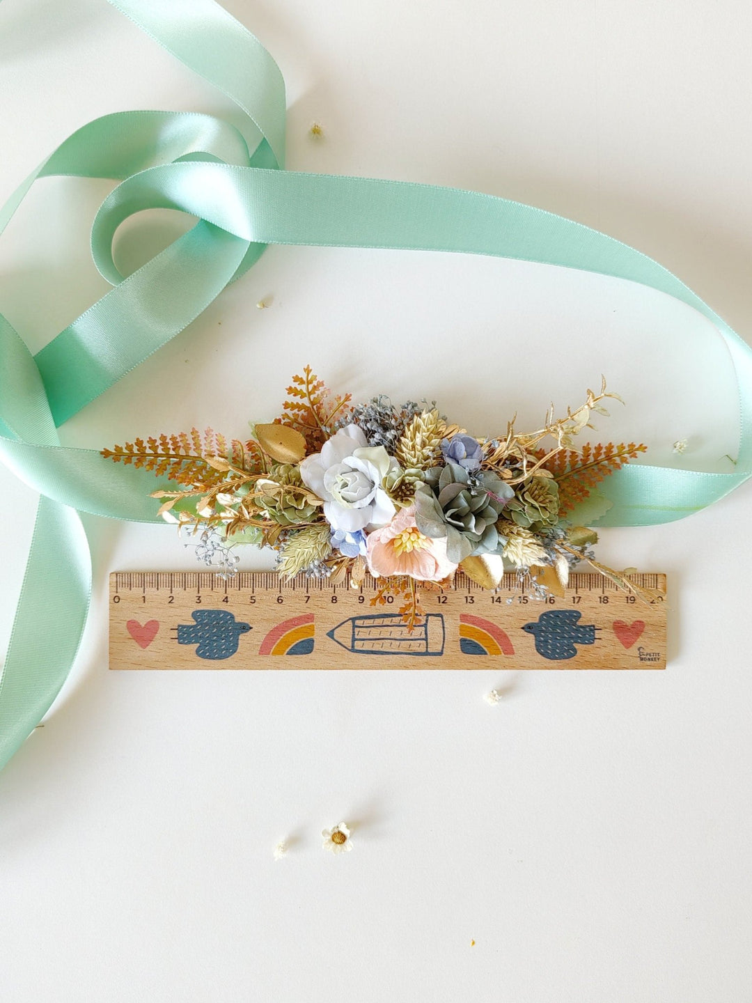 Mint Flower Bridal Belt: Pastel Wedding Dress Sash, Golden Leaves – handmade floral hair accessory by magaela