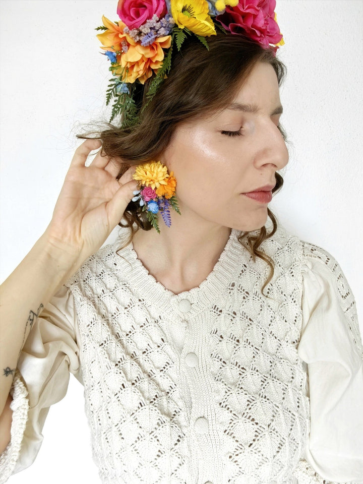 Colorful Flower Stud Earrings: Frida Style Wedding Jewelry – handmade floral hair accessory by magaela