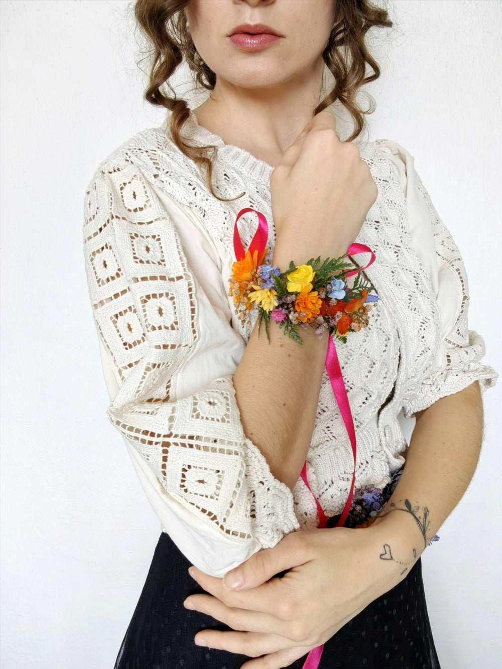 Colorful Flower Bracelet: Boho Wedding Wrist Corsage – handmade floral hair accessory by magaela
