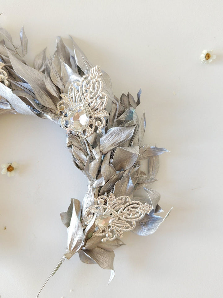 Silver Leaf Bridal Crown: Elegant Wedding Hair Tiara – handmade floral hair accessory by magaela