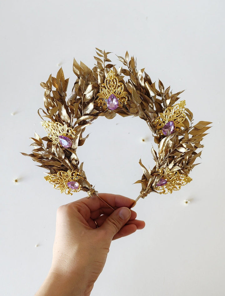 Golden Leaf Wedding Crown: Bridal Glam Hair Tiara – handmade floral hair accessory by magaela