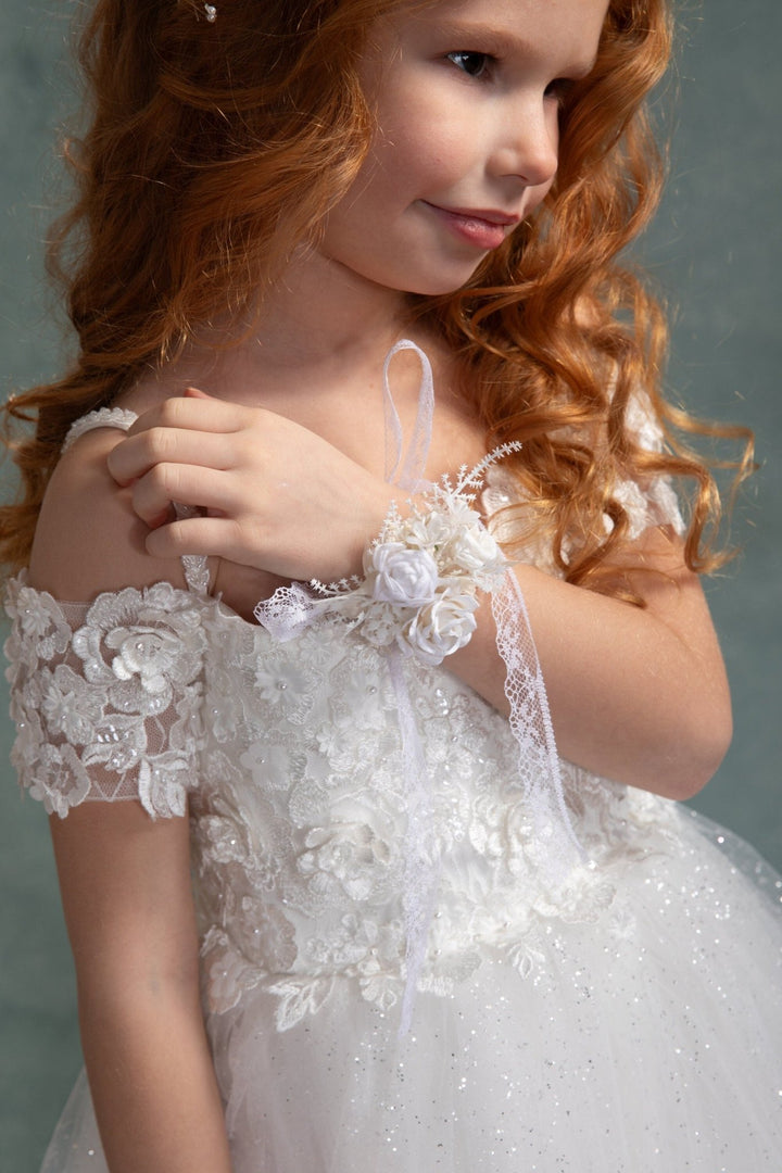 First Communion Flower Bracelet: Handmade Floral Lace Wrist Corsage – handmade floral hair accessory by magaela